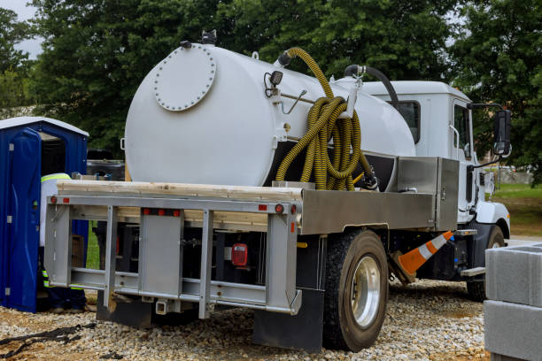 Porta potty delivery and setup in Park Hills, KY